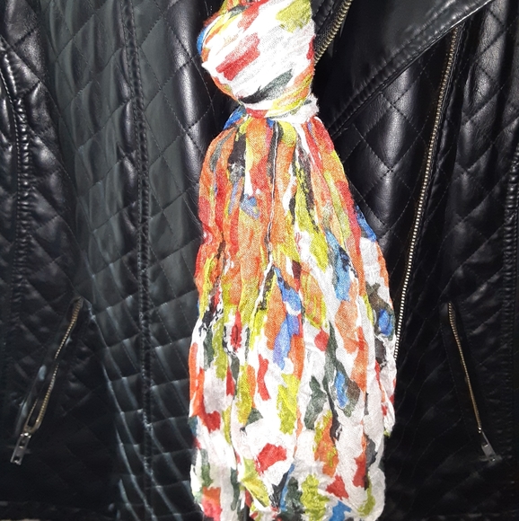 Scarf - Picture 2 of 2